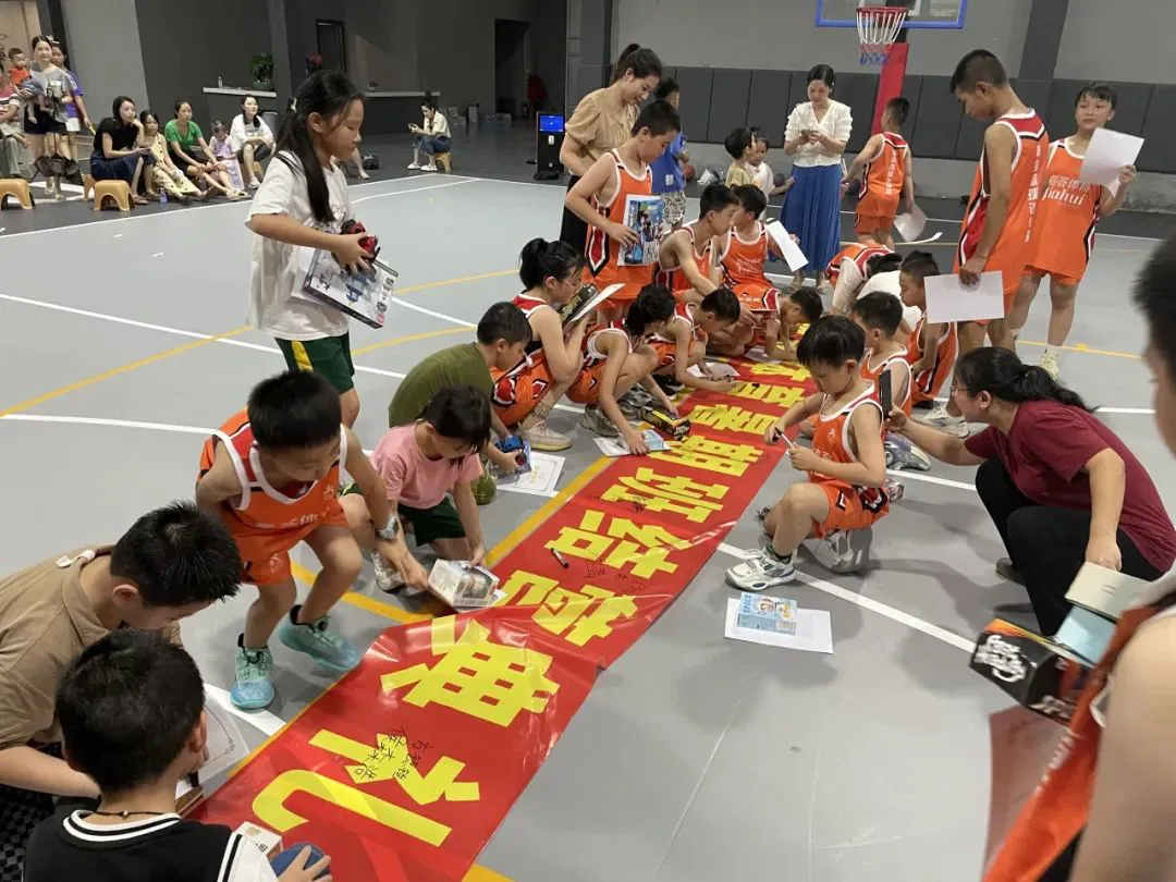 刻苦训练篮球时如何避免受伤的建议_2