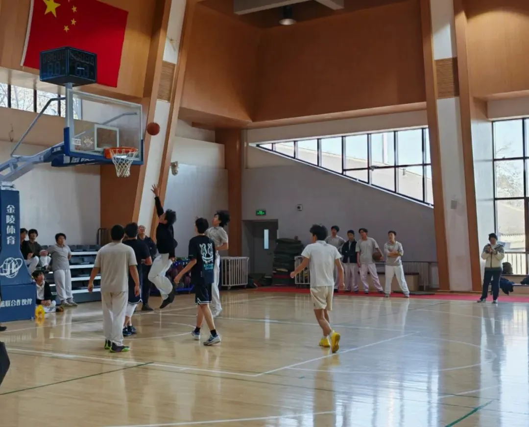 大学生篮球社团如何引入智能情感技术_2